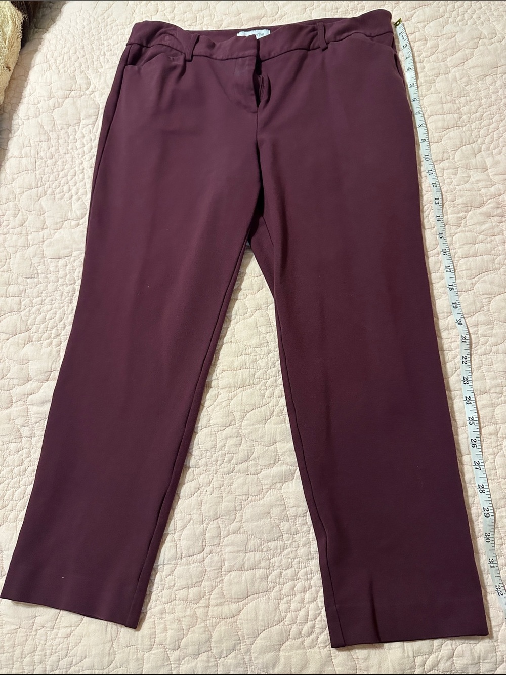 Liz Claiborne Women's Cropped Dress Pants in Deep Plum